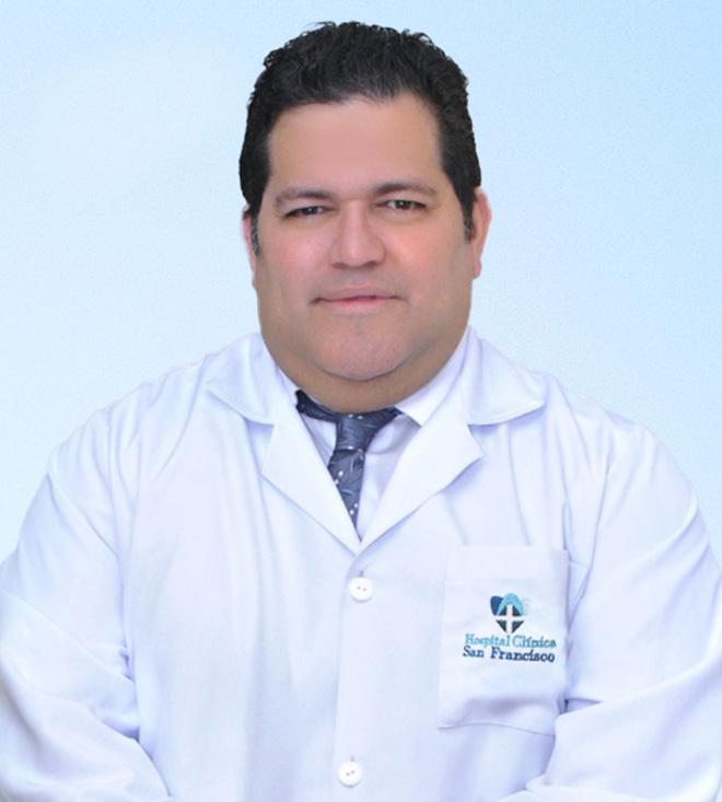 Dr. Luis Mena - Traumatólogo